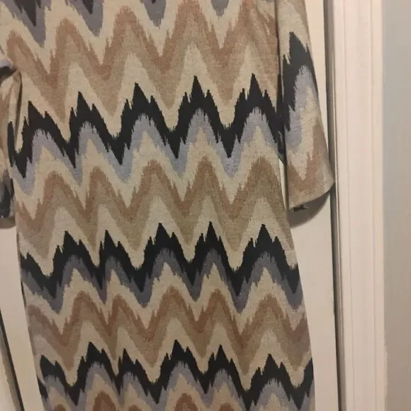 Tacera Black and Tan Sheath Dress 3/4 Sleeve Crew Neck - Picture 2 of 13